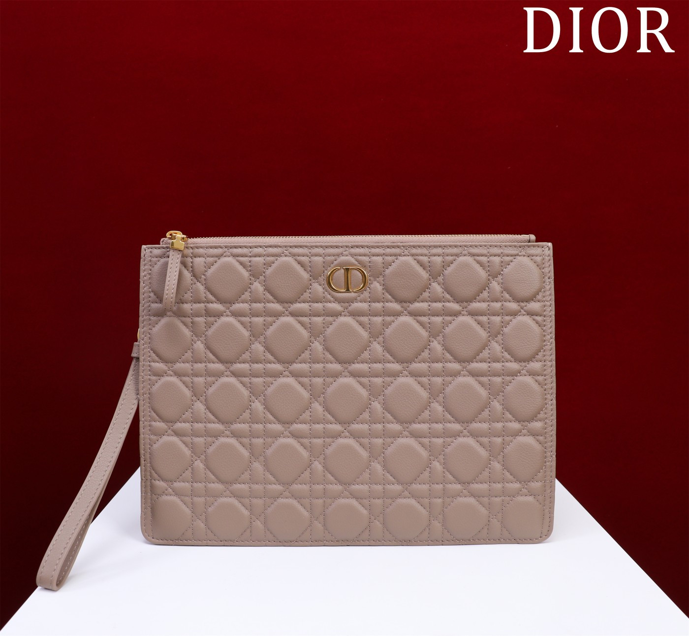 Large D10r Caro Daily Pouch 30 x 21.5 cm
