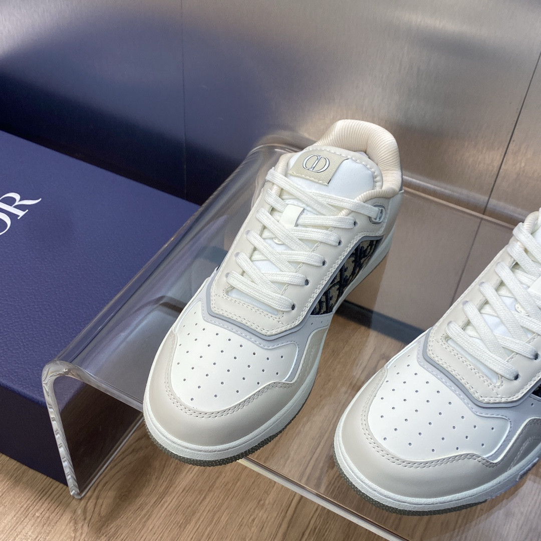 UA D10r B27 Sneaker