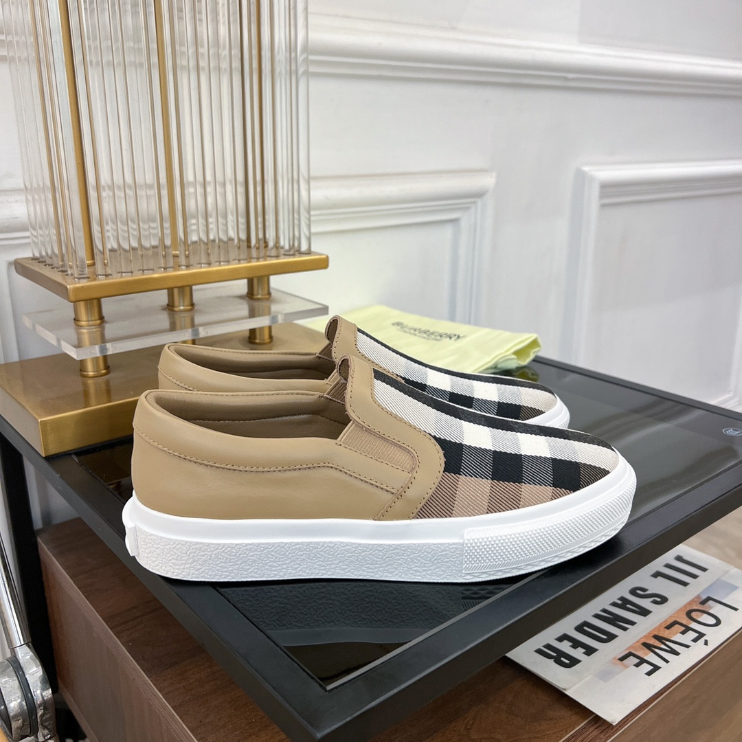UA Bv*b*rry Slip On Sneakers