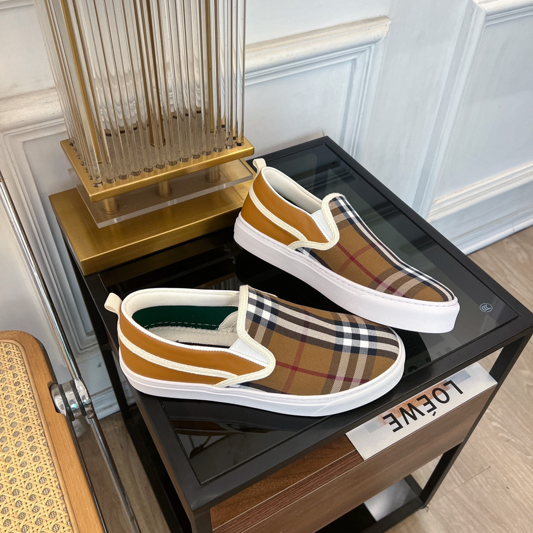 UA Bv*b*rry Slip On Sneakers