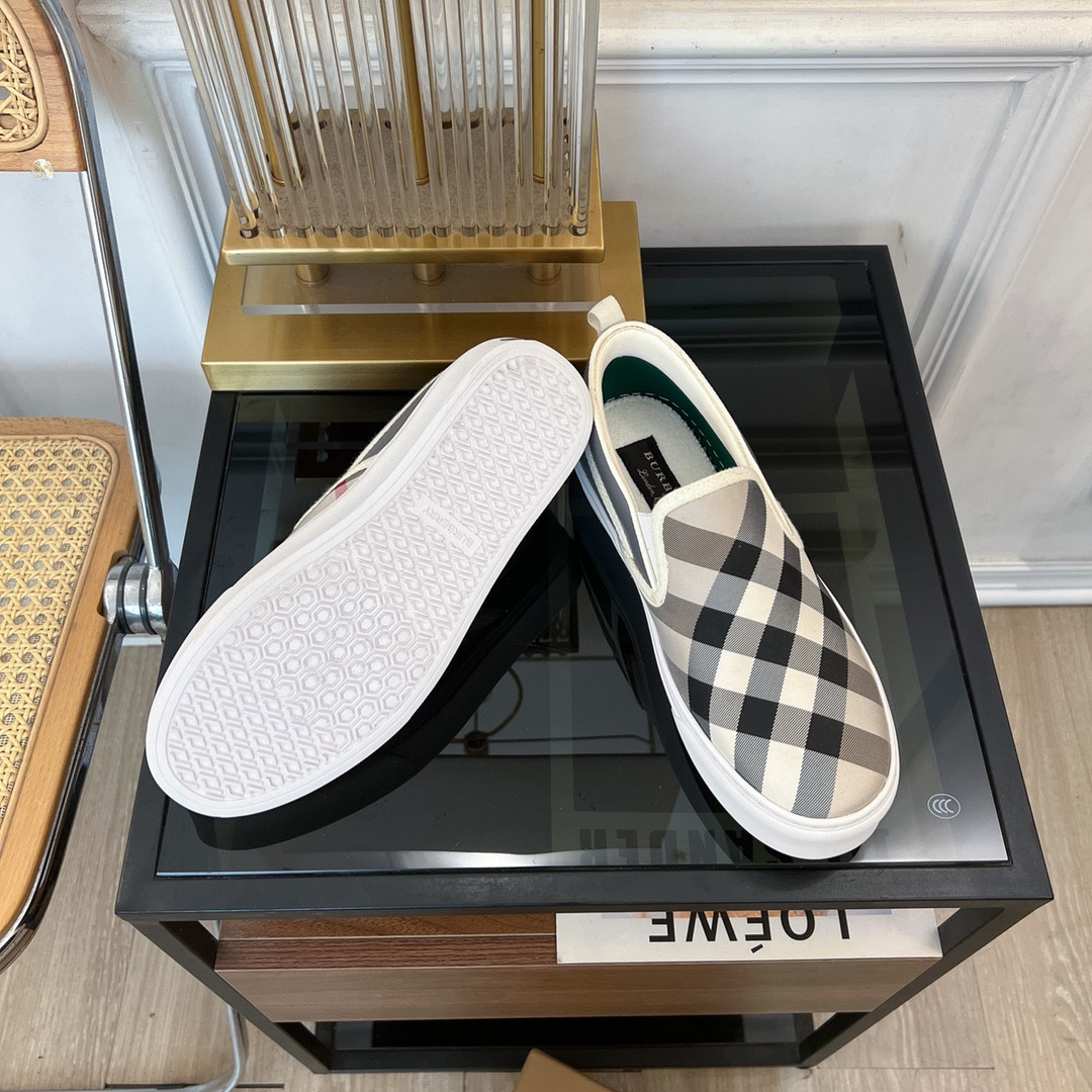 UA Bv*b*rry Slip On Sneakers
