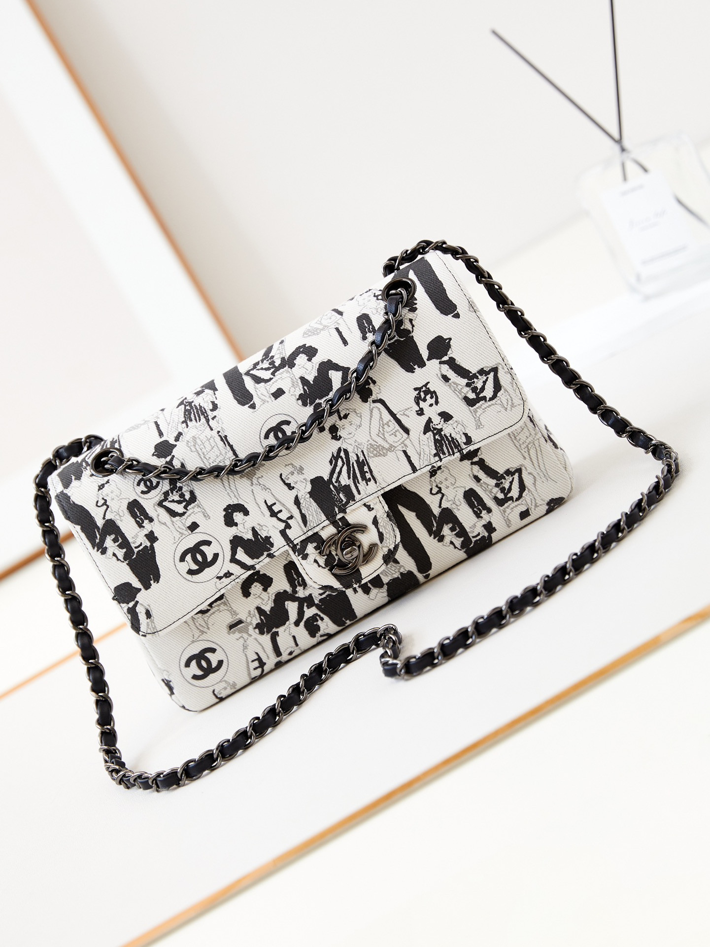 Ch**el Classic Flap Bag 15.5×25.5×6.5cm