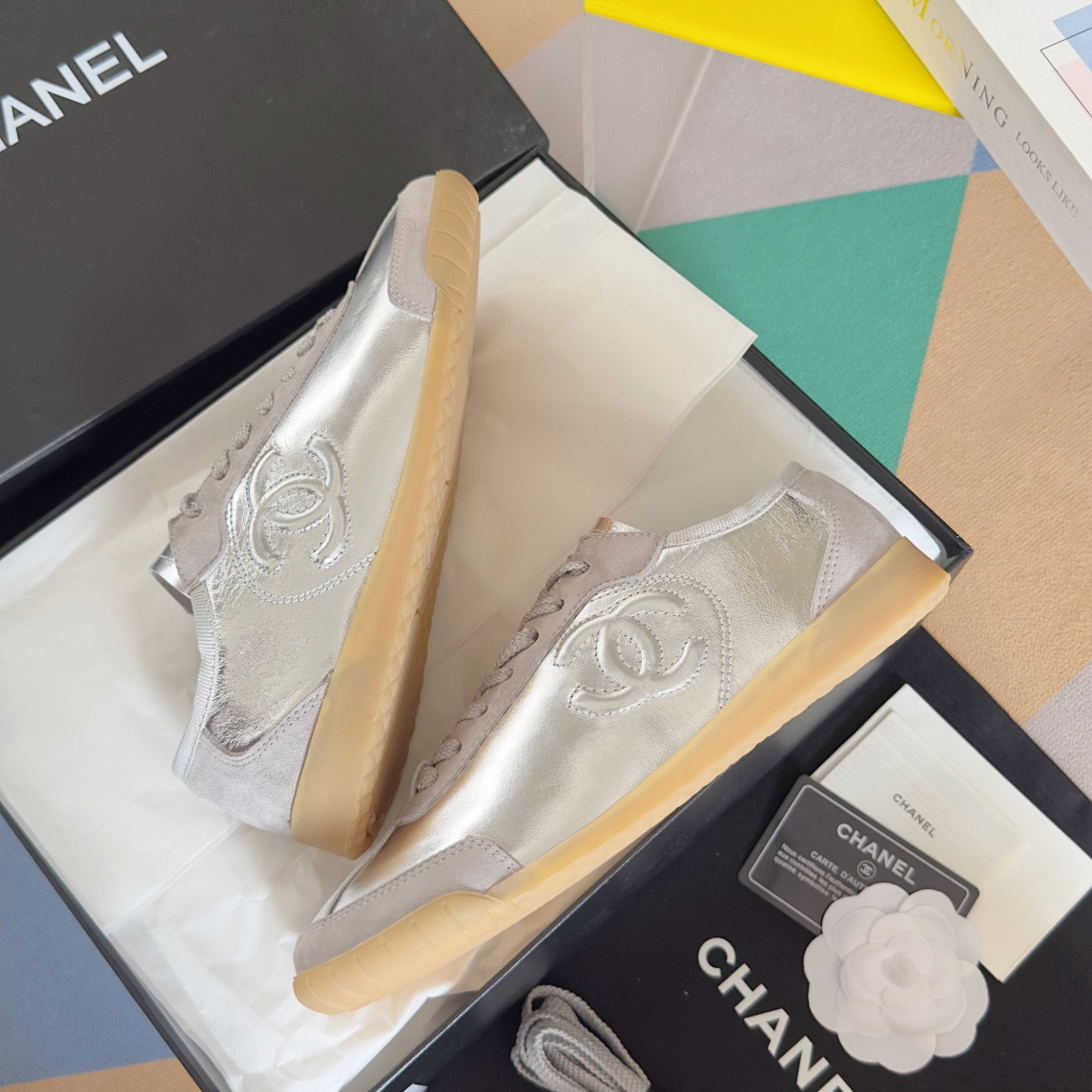 UA Ch**el SNEAKER