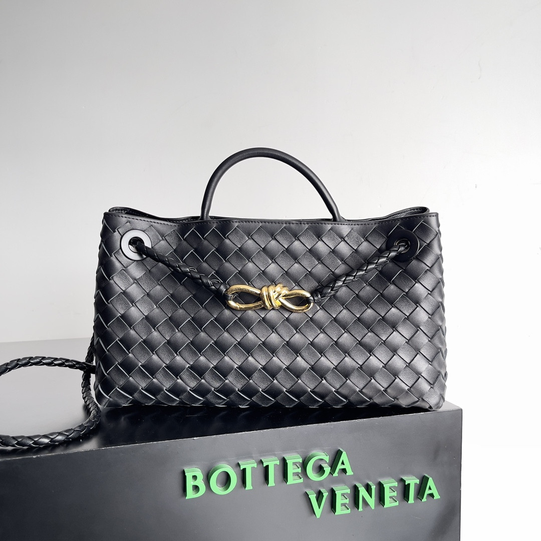 B0tt*ga Ven*ta East-West Andiamo 29x10x18CM