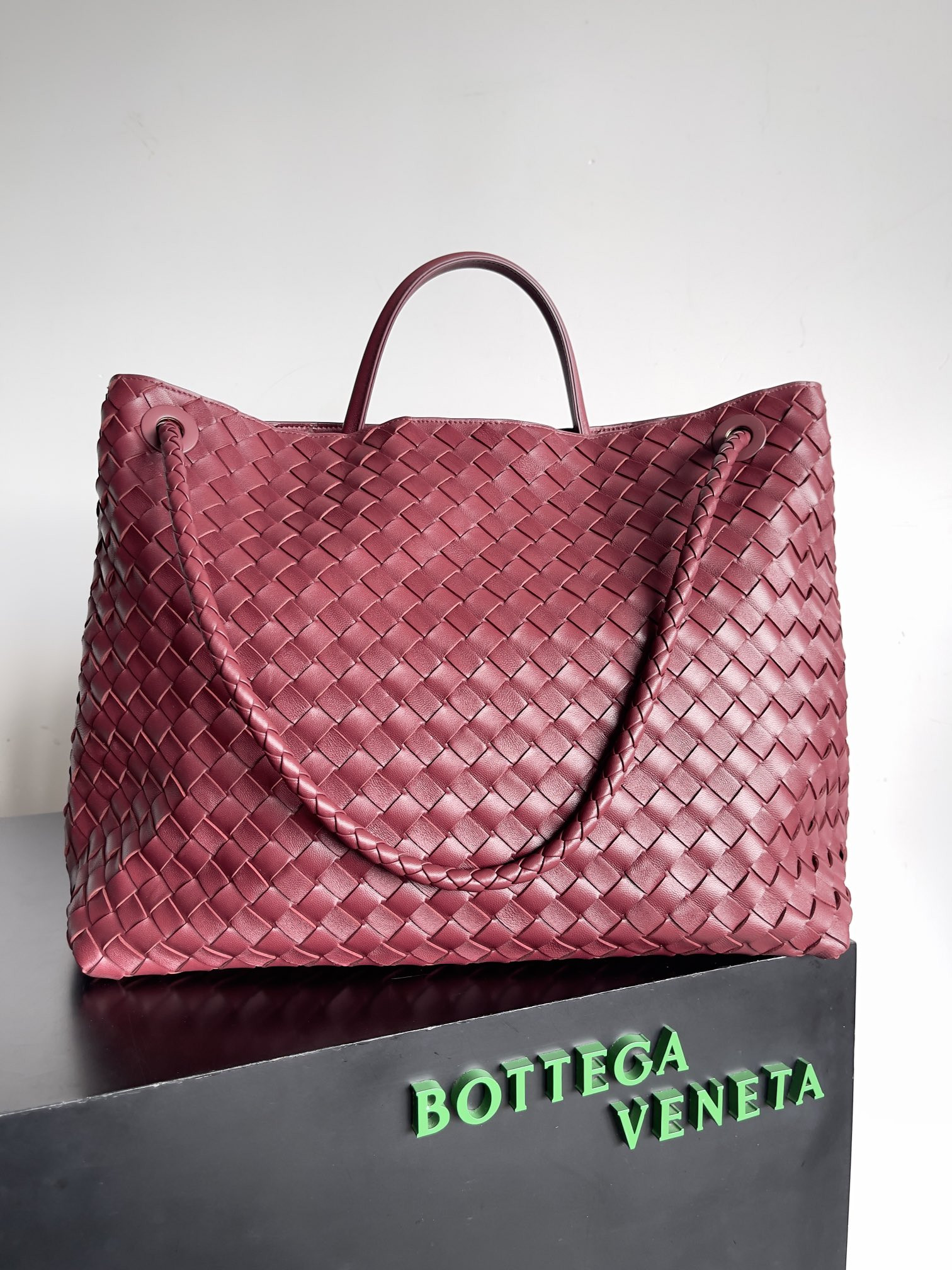 B0tt*ga Ven*ta Large Andiamo 42x18x35cm