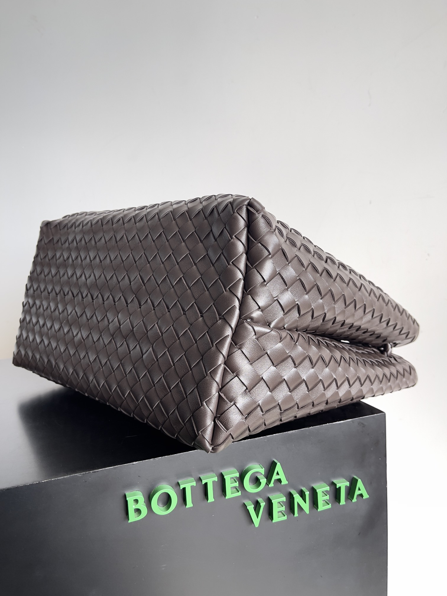 B0tt*ga Ven*ta Large Andiamo 42x18x35cm