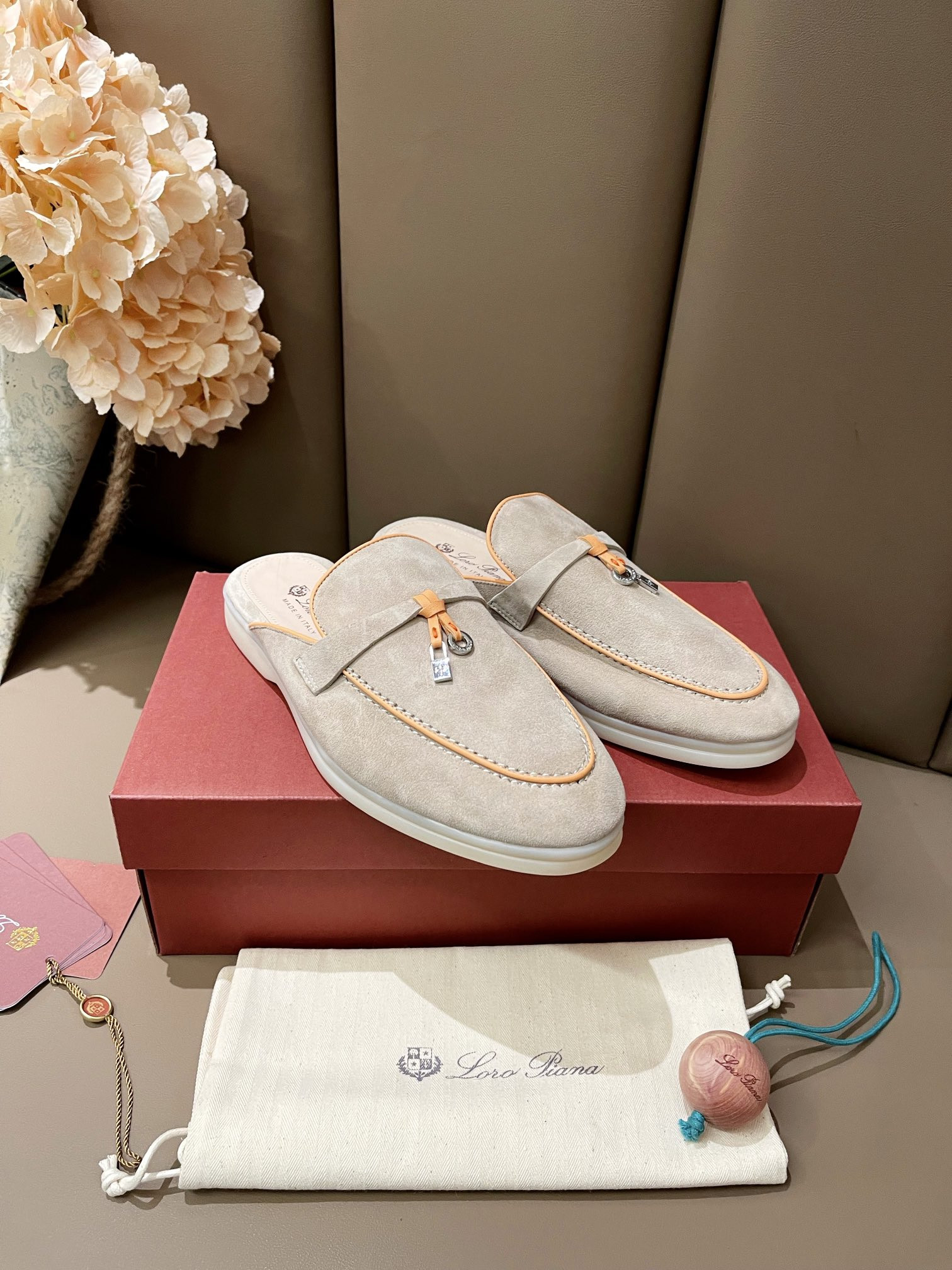 UA L0r0 P1ana Babouche Charms Walk Loafers