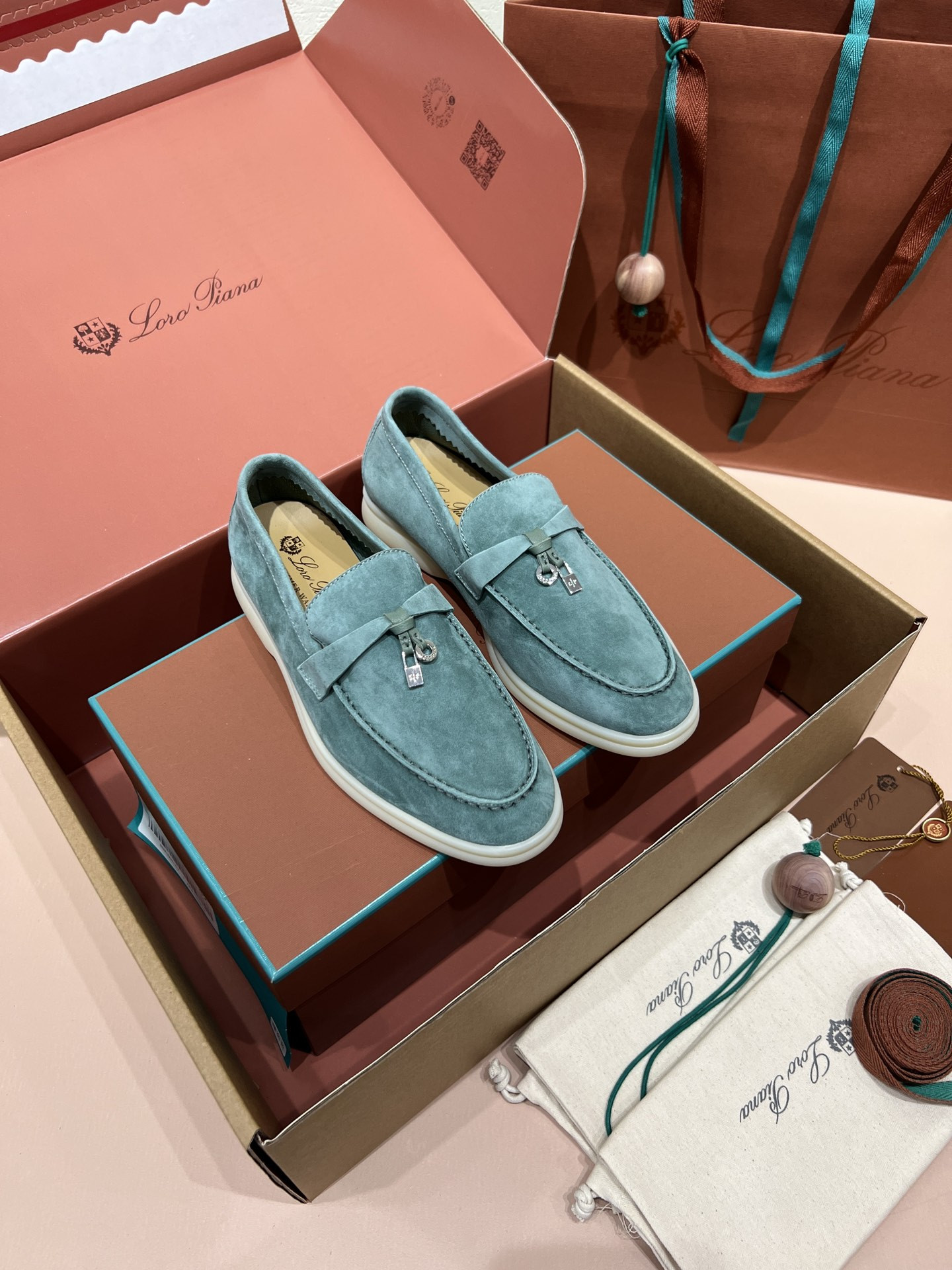 UA L0r0 P1ana Summer Charms Walk Loafers