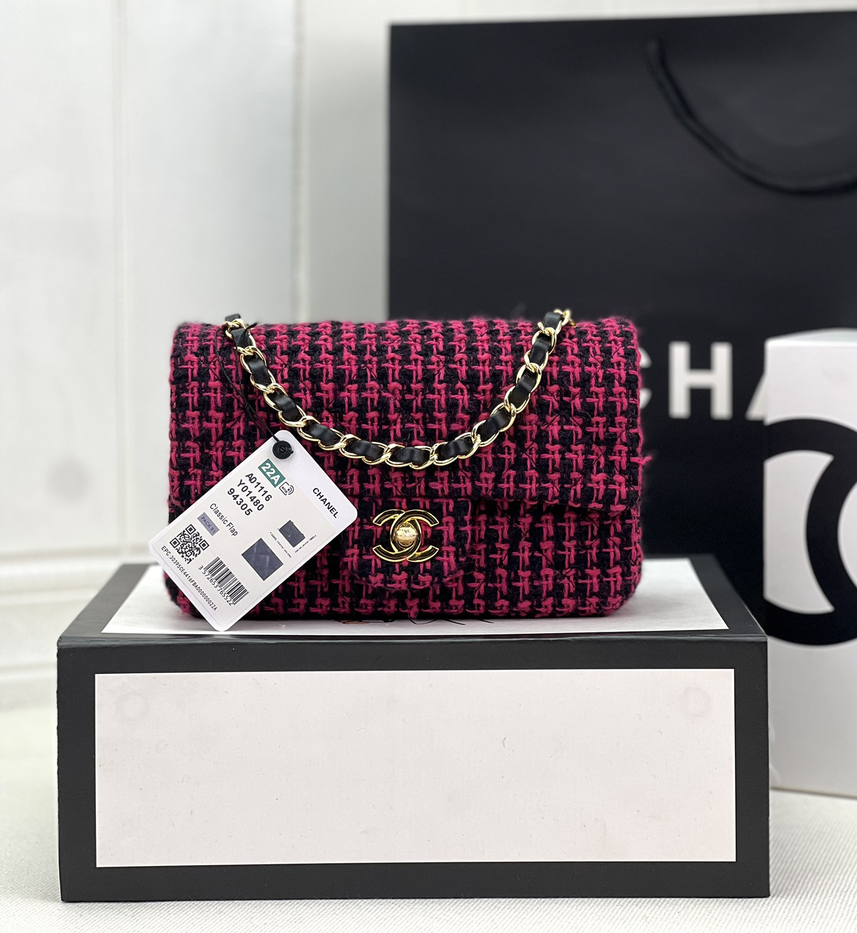 Ch**el Classic Flap Bag 20cm