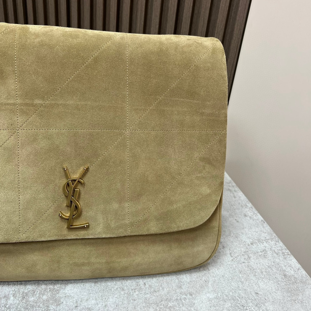 Y51 JAMIE 4.3 in suede 43x29x9cm