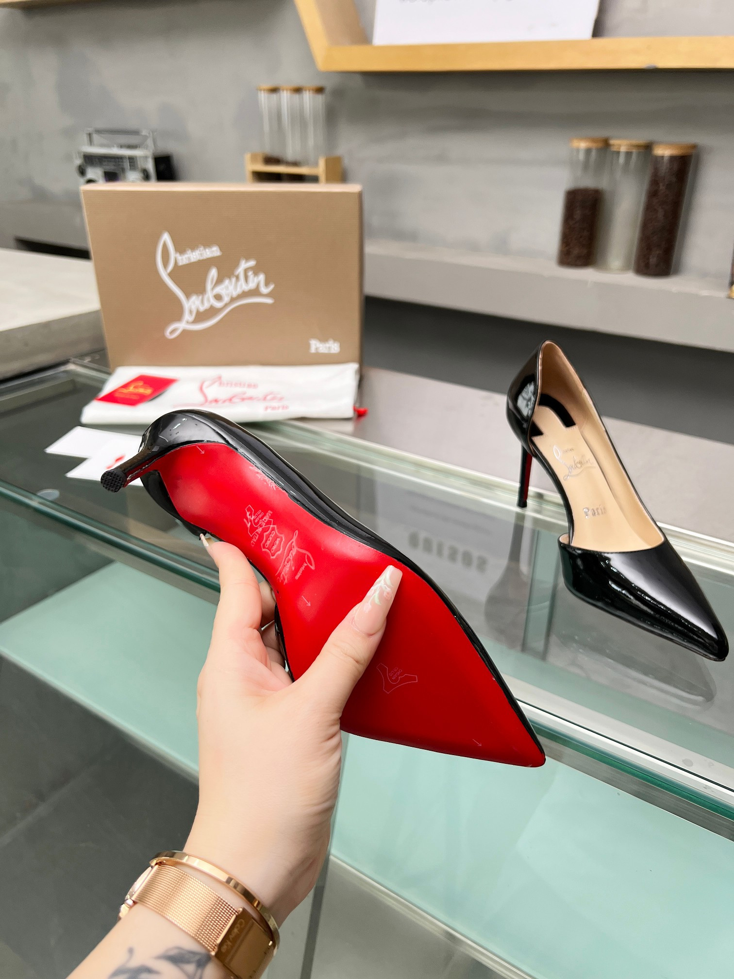 ua chr1st1an louboutin cl red-botT0m shoes