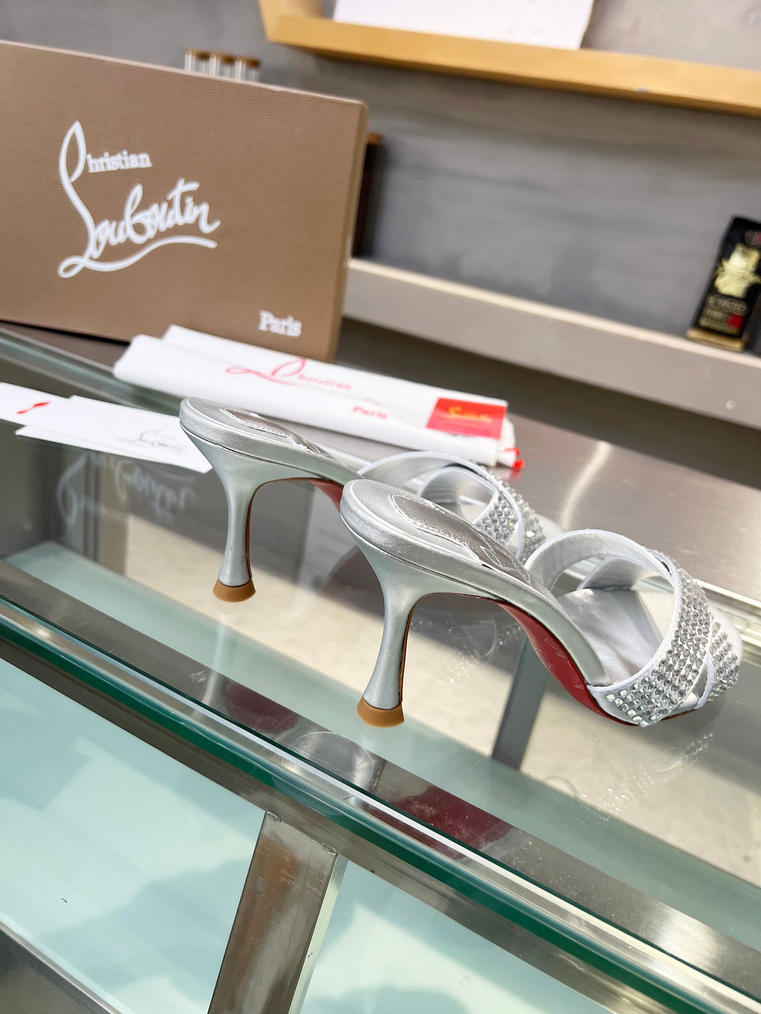 ua chr1st1an louboutin cl red-botT0m shoes