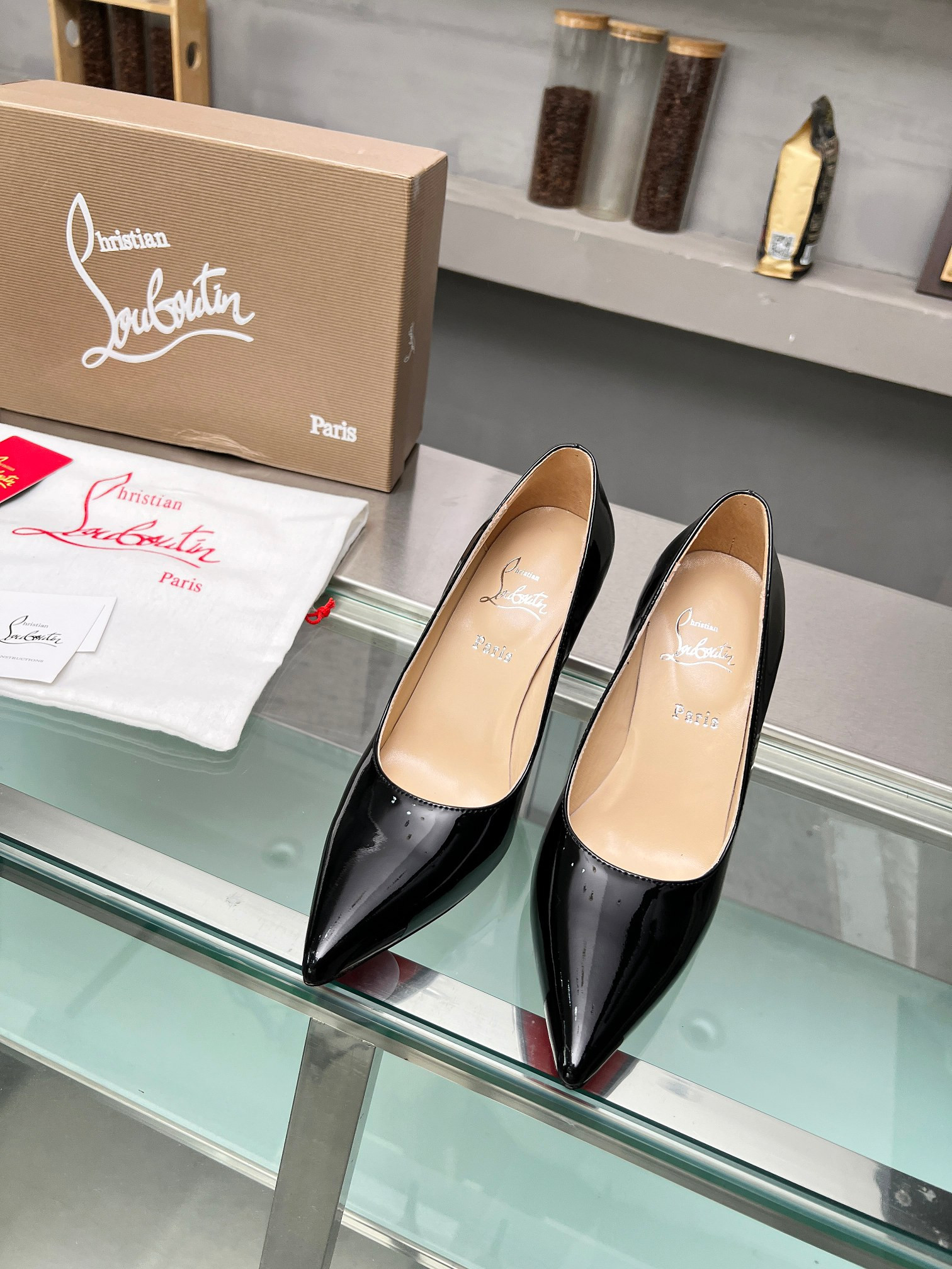 ua chr1st1an louboutin cl red-botT0m shoes