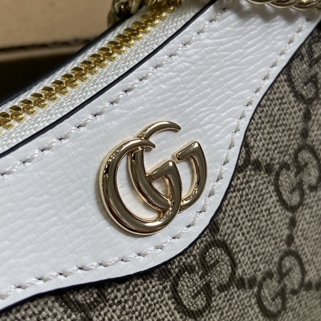 Gvc*1  X Hattie Stewart  BAG  10 x 19 x 3 CM