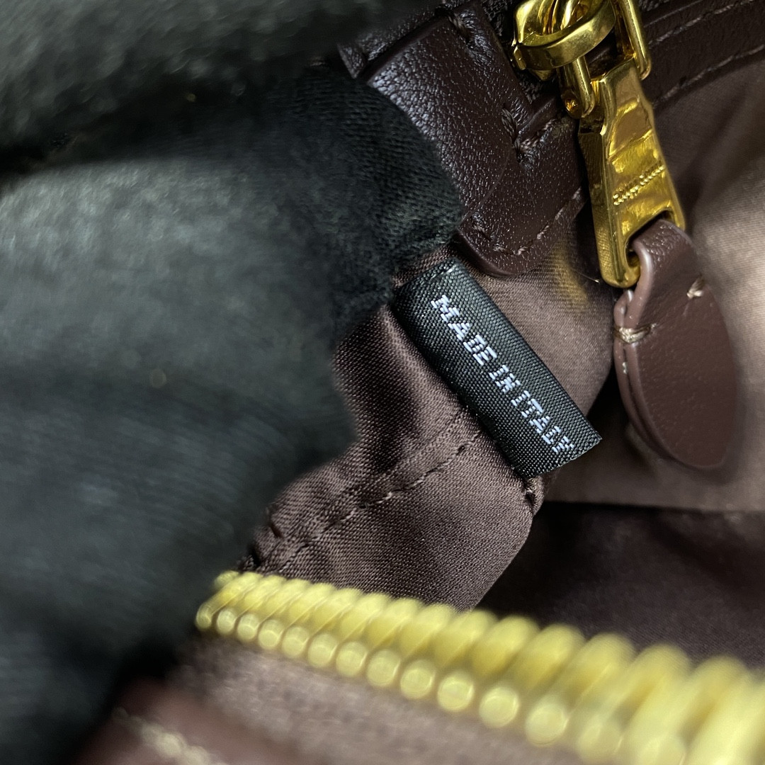 M1v M1v arcadie matelassé nappa leather bag 22x10.5x7.5cm
