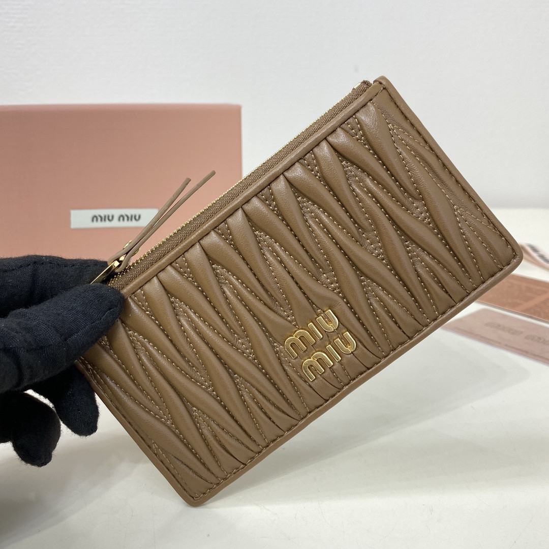M1v M1v matelassé nappa leather card holder 8x15cm