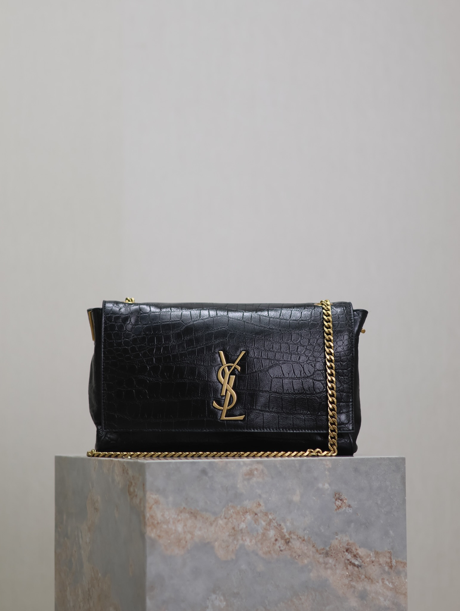 Y51 REVERSIBLE KATE 28.5x20x6cm