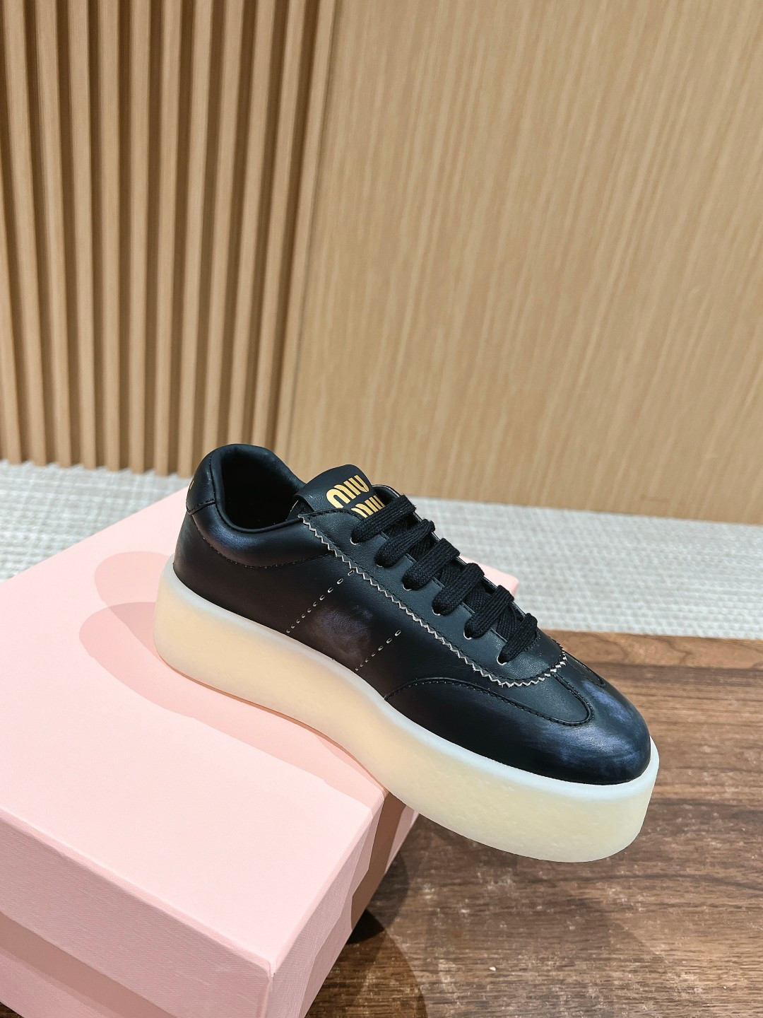 ua M1v M1v sneakers