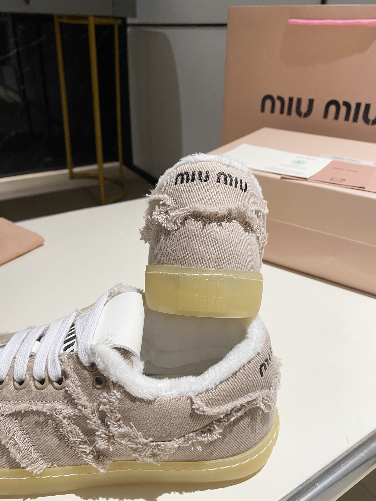 ua M1v M1v sneakers