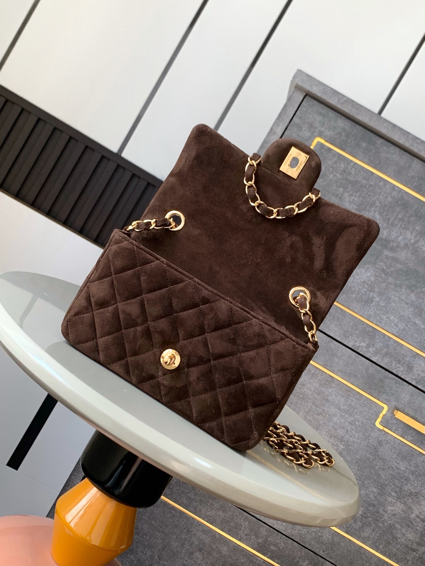 Ch**el MINI CLASSIC 11.12 HANDBAG 20 12×20×6cm