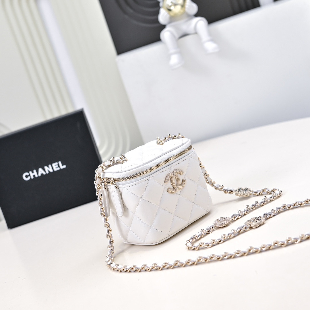 Ch**el Small Vanity with Chain 8.5x11x7cm
