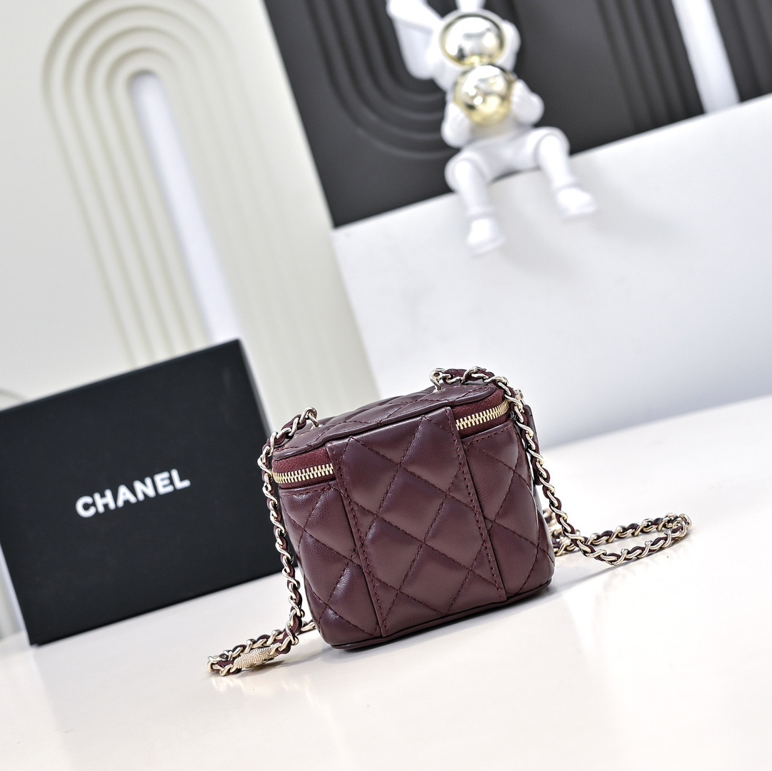 Ch**el Small Vanity with Chain 8.5x11x7cm