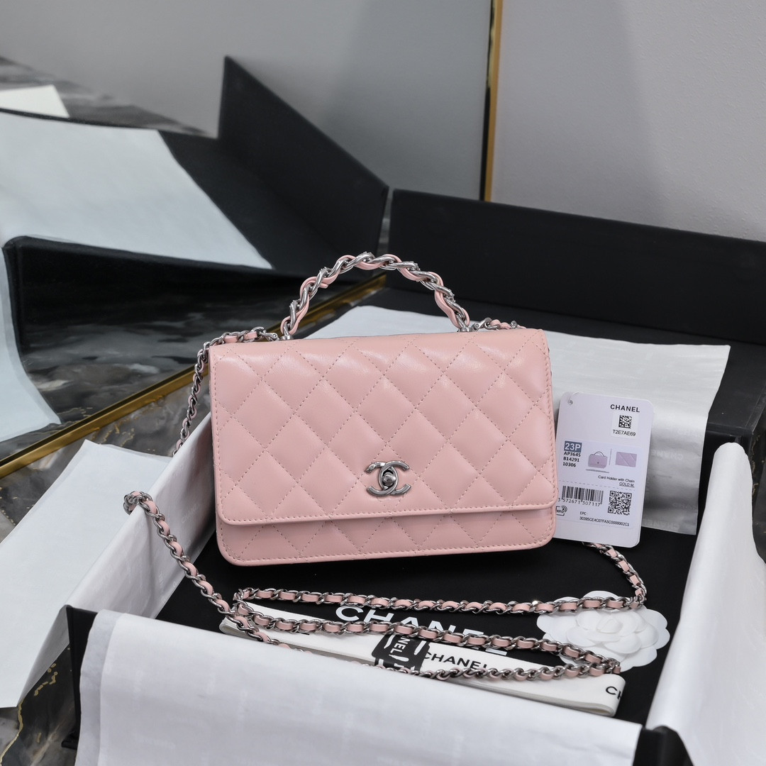 Ch**el Clutch With Chain 19x12x3.5cm