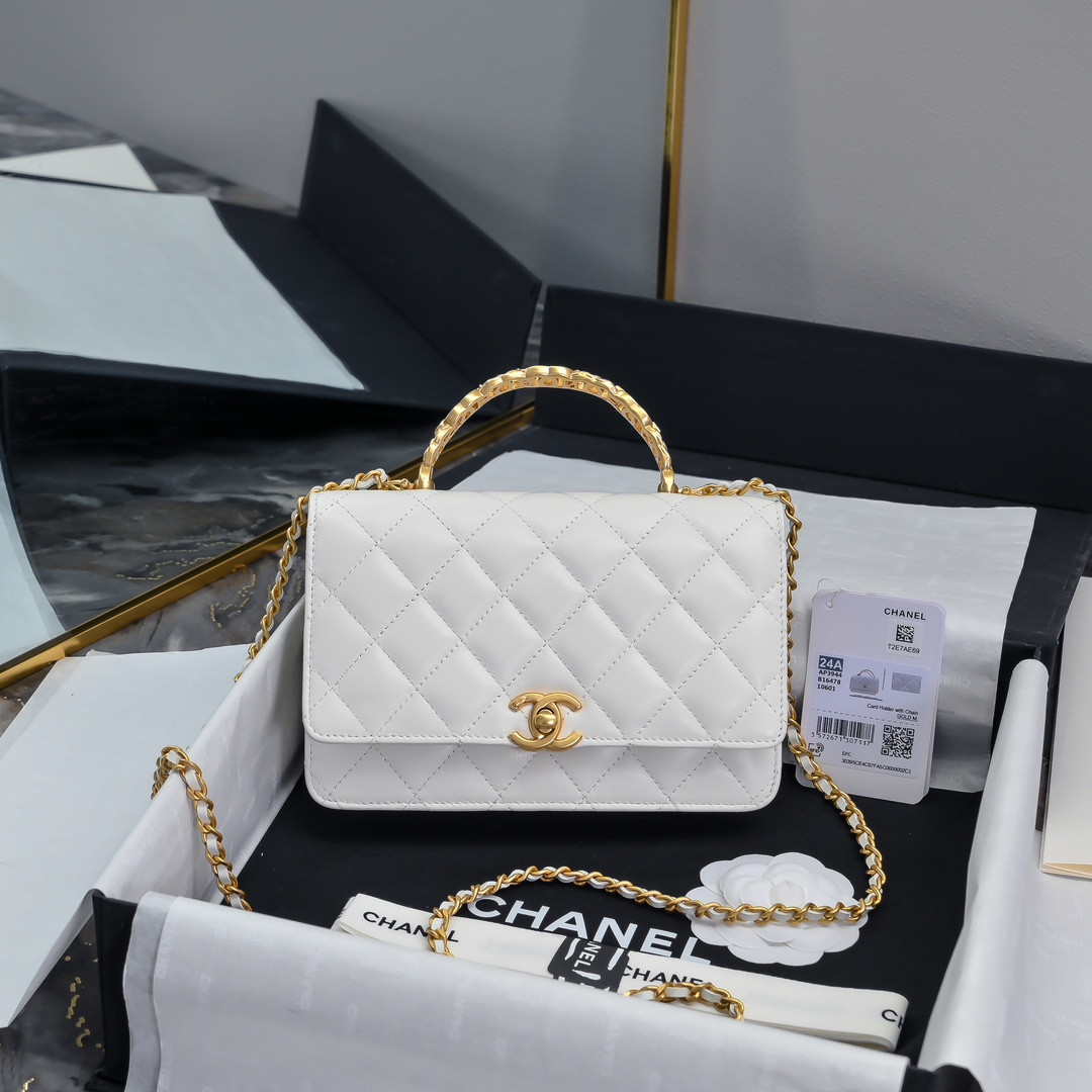 Ch**el Clutch With Chain 19cm