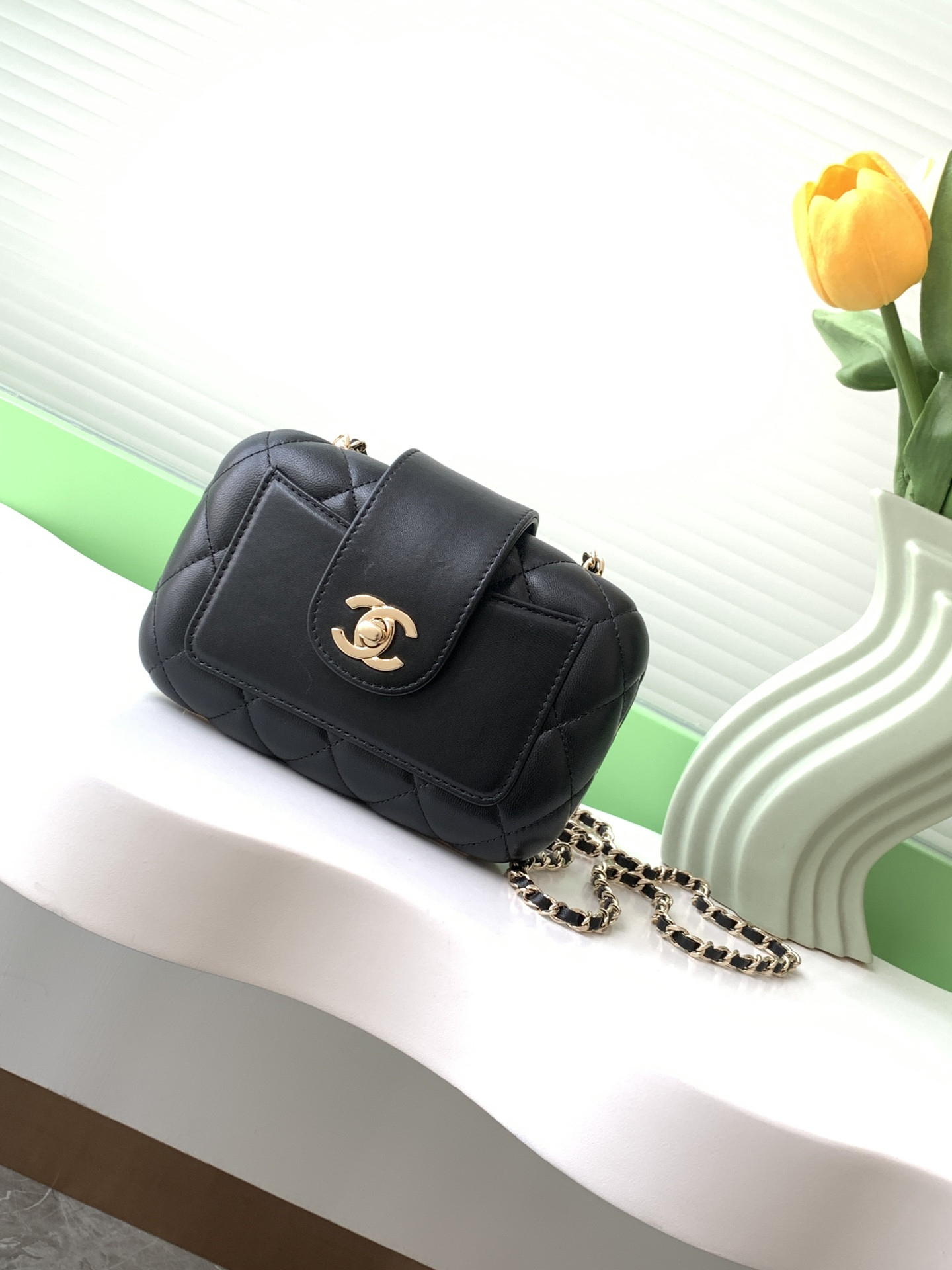 Ch**el Clip Bag 13x18x5cm