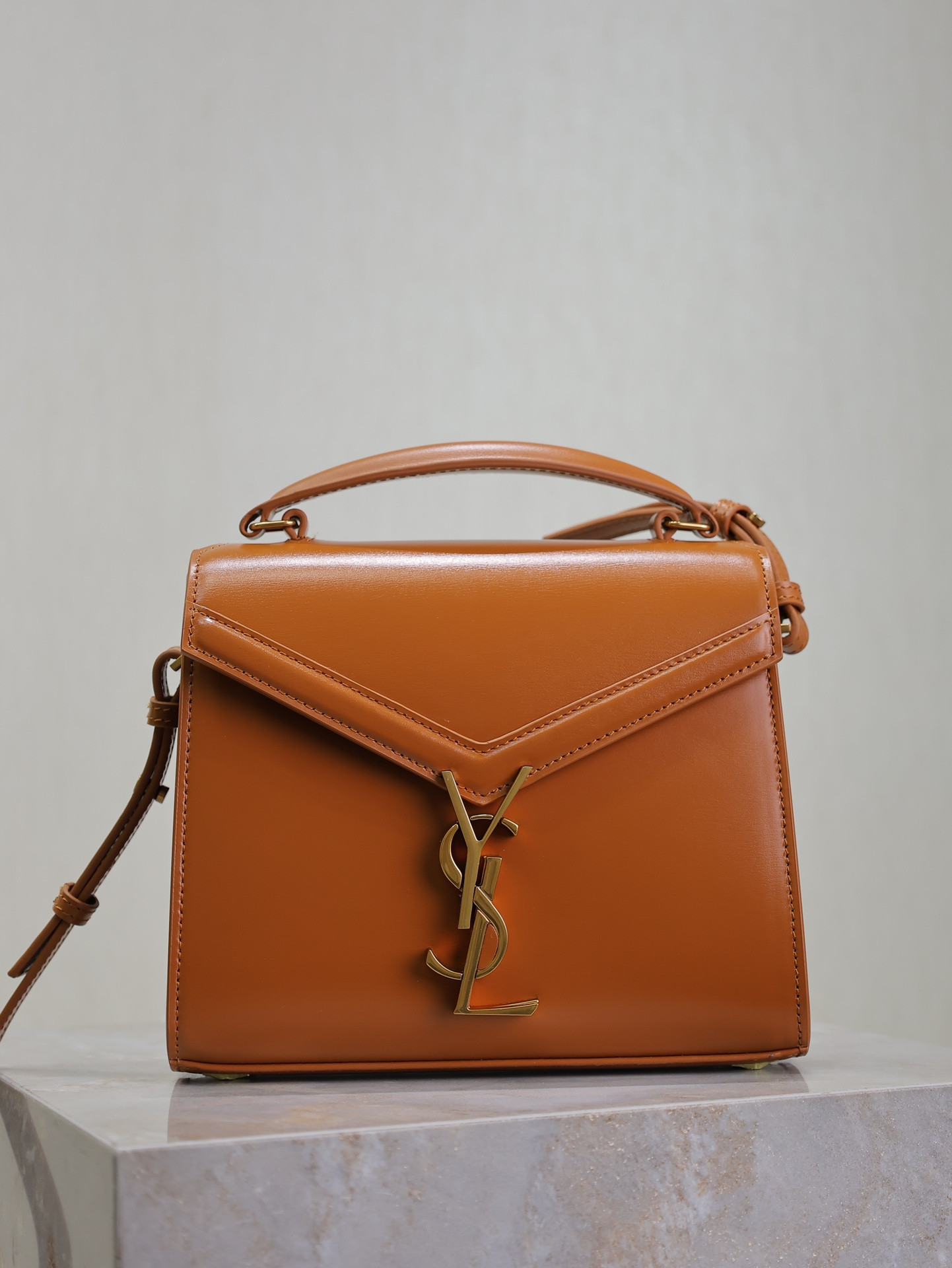 Y51 cassandra mini top handle bag 20x16x7.5cm