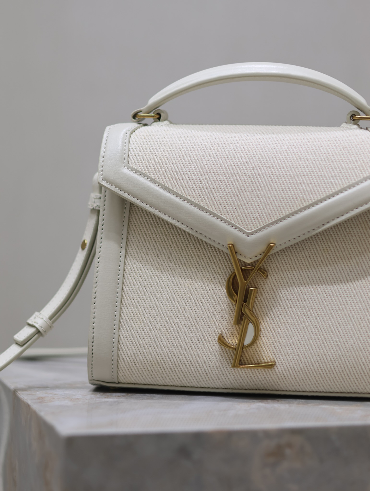 Y51 cassandra mini top handle bag 20x16x7.5cm