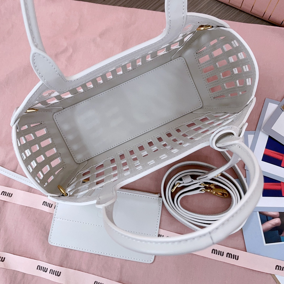 M1v M1v leather basket 12.5x24x9cm