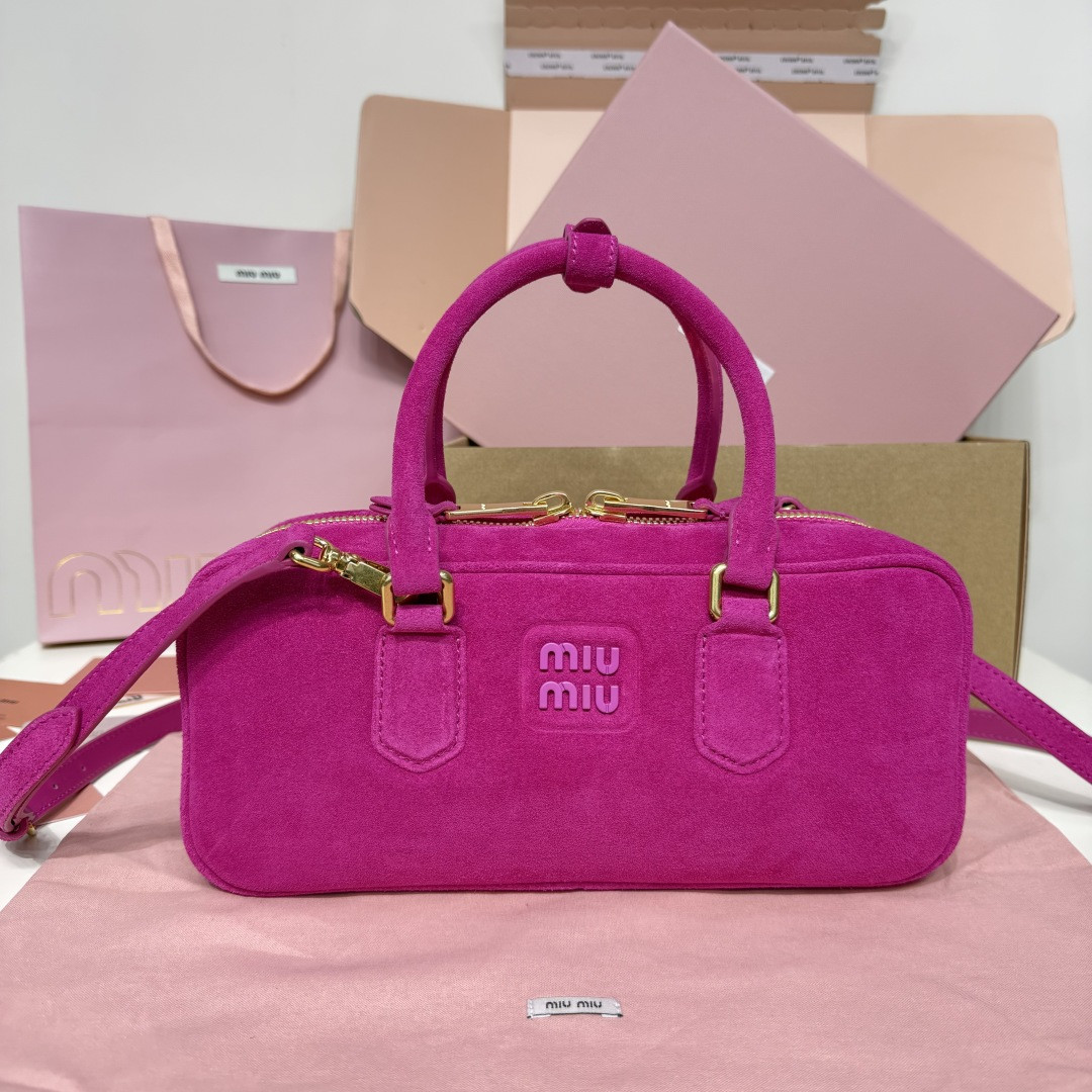 M1v M1v arcadie suede bag 27x12x9cm