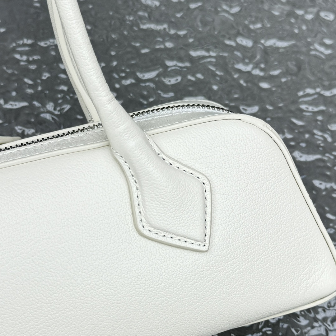 A1a1a LE TECKEL SMALL BAG 27x9x8cm