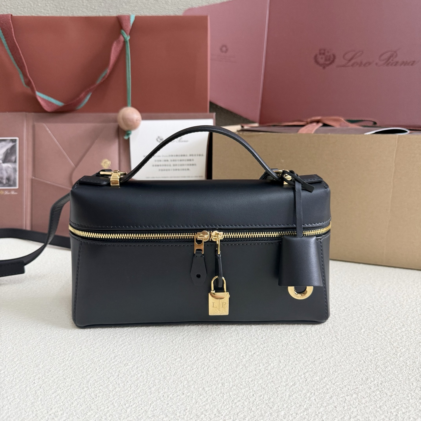 L0r0 P1ana Extra Bag L23 23x12x7cm
