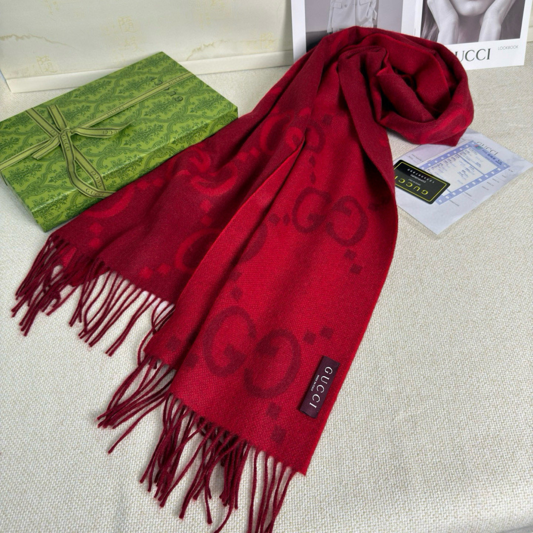 Gvc*1 scarf 45x200cm 100% cashmere
