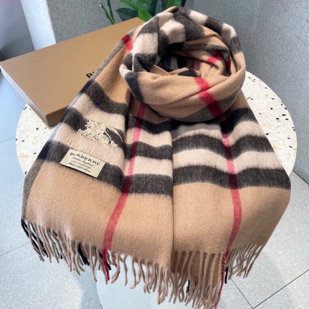 Bv*b*rry scarf 70x200cm