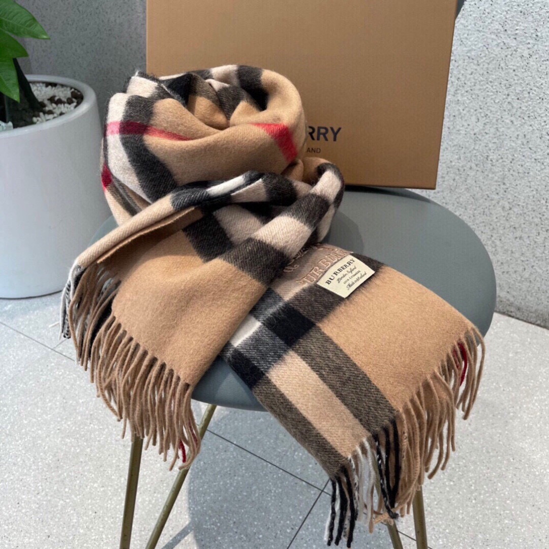 Bv*b*rry scarf 70x200cm