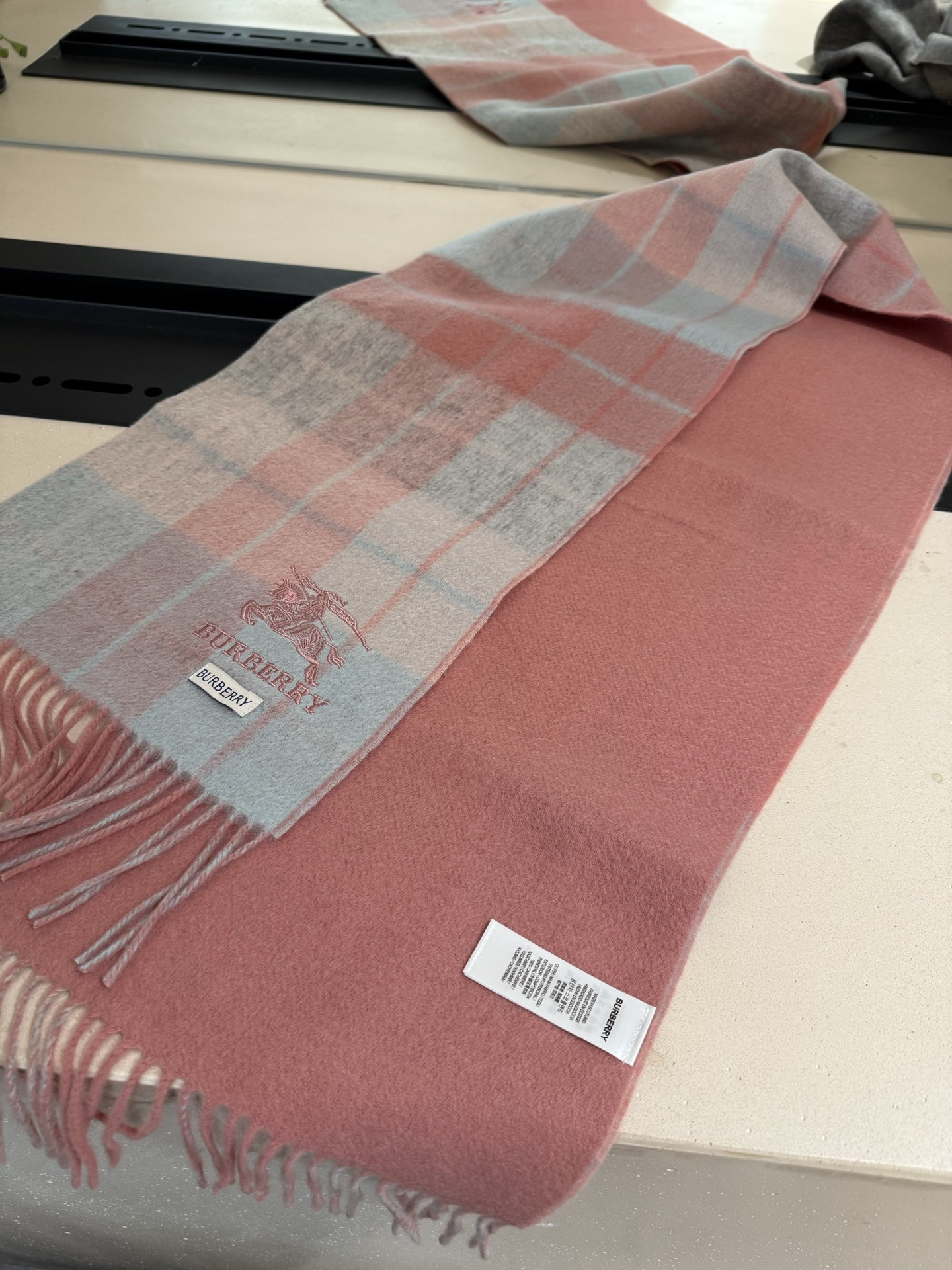 Bv*b*rry scarf 30x180cm