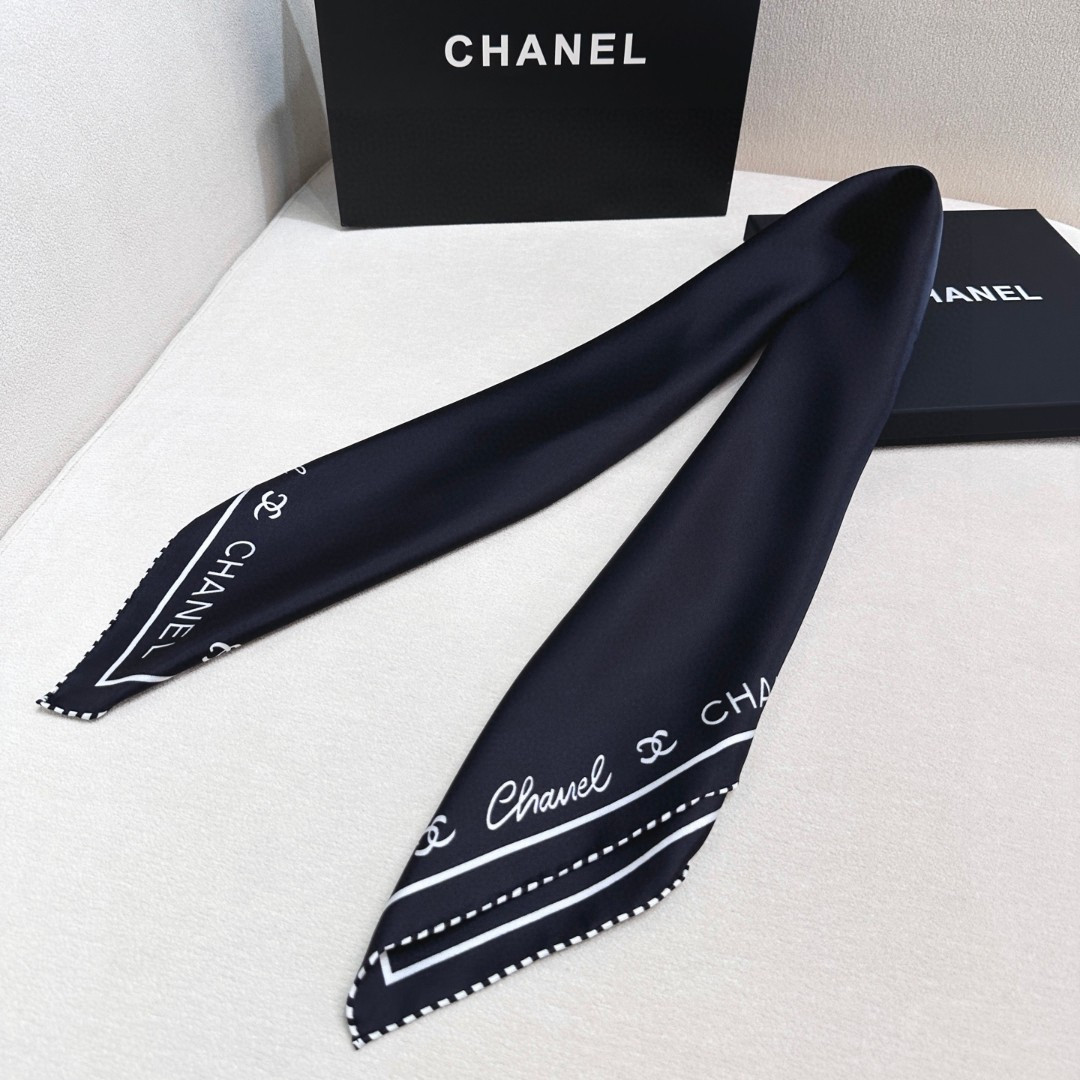 Ch**el scarf 90x90cm