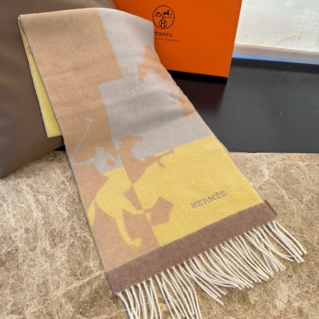 H**me5 scarf 30x168cm