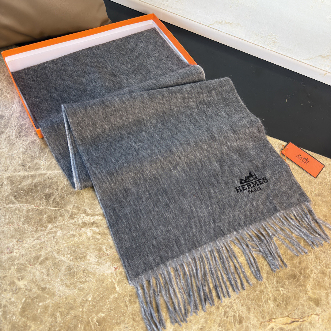 H**me5 scarf 32x180cm