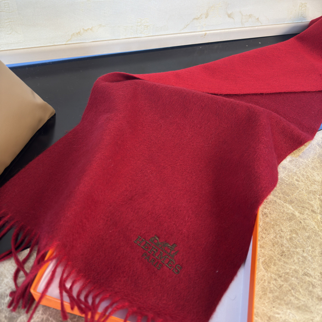 H**me5 scarf 32x180cm