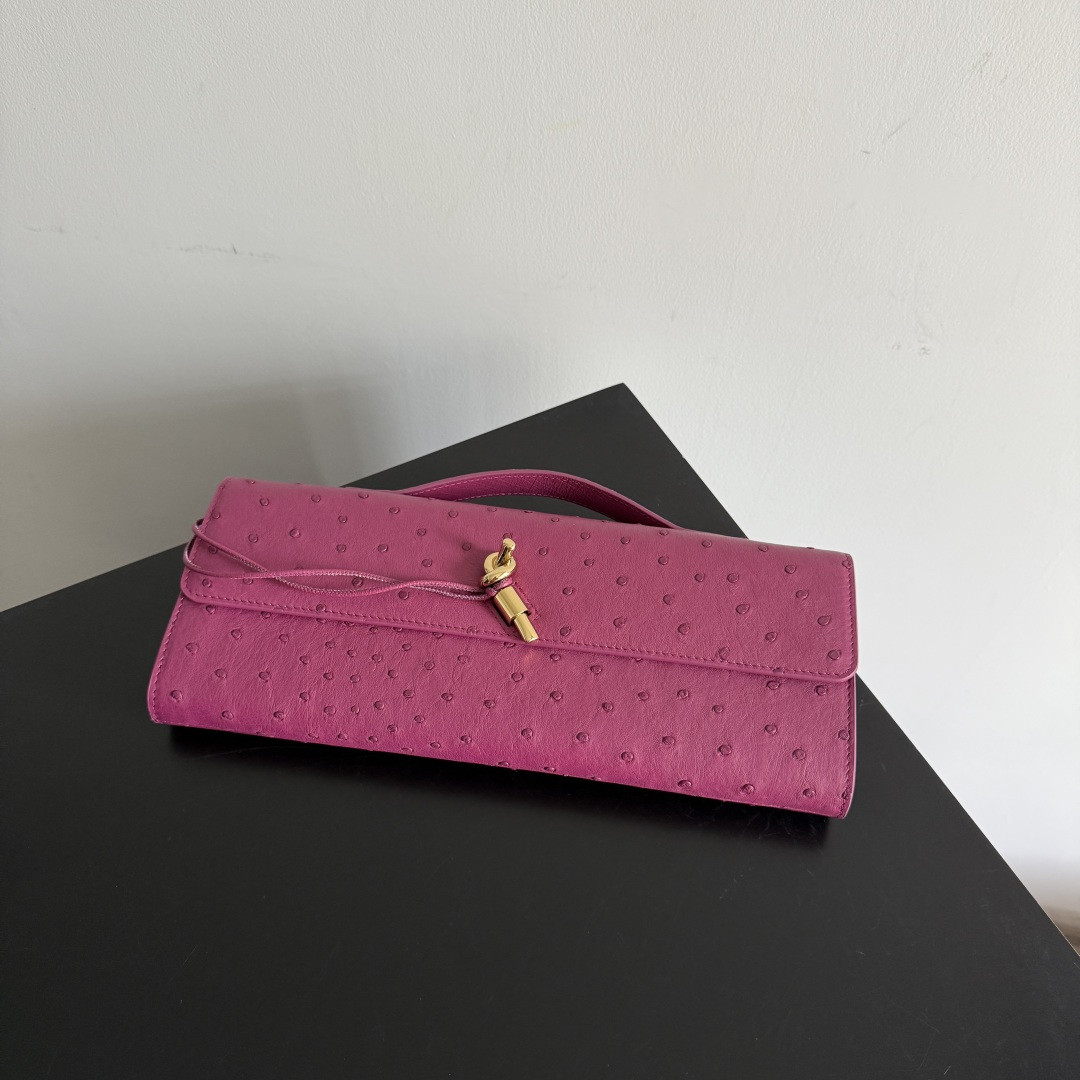 B0tt*ga Ven*ta Andiamo Clutch 13x31x3cm