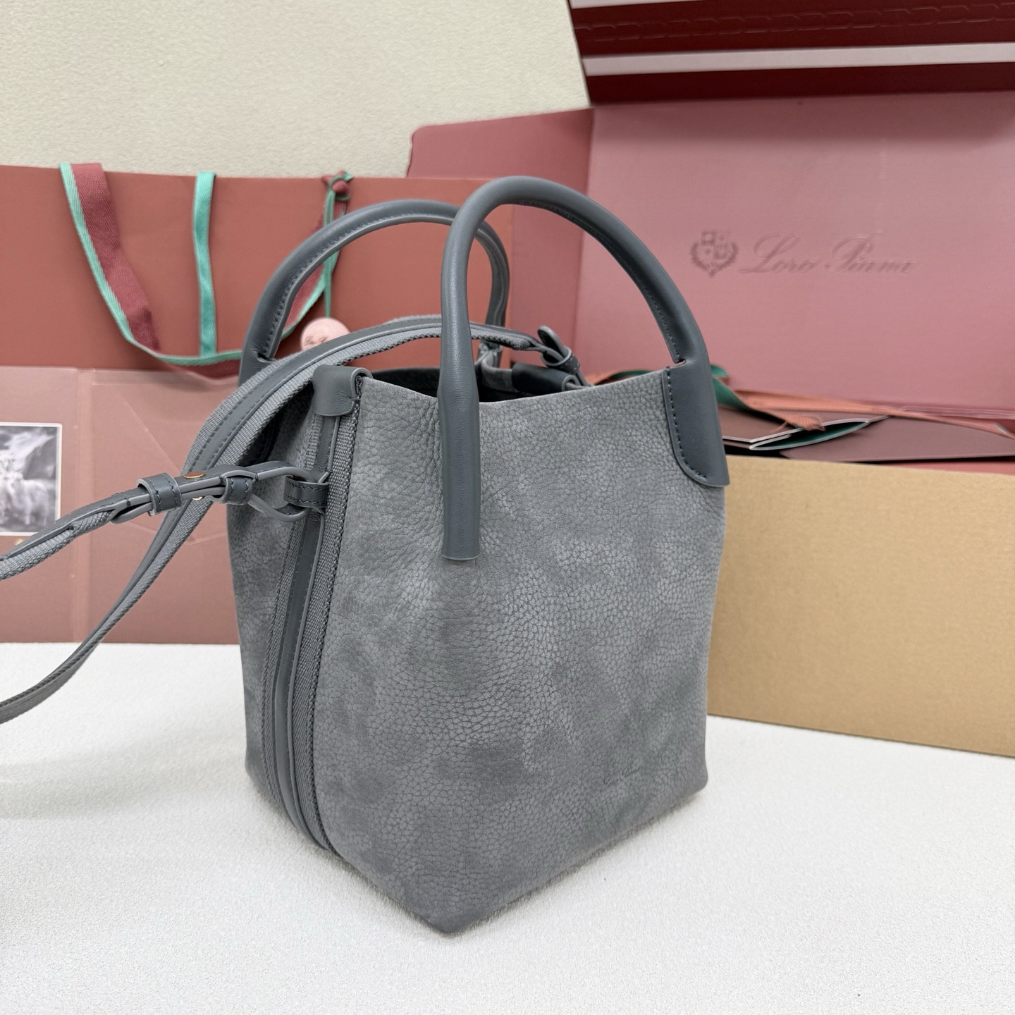 L0r0 P1ana small bale bag 17x20x17cm