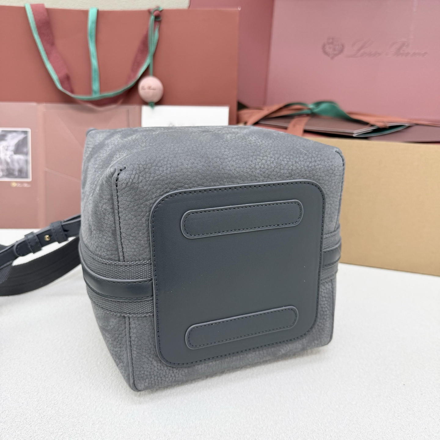 L0r0 P1ana small bale bag 17x20x17cm