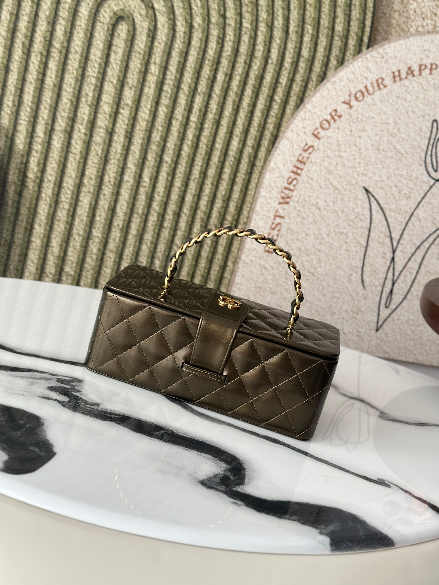 Ch**el vintage cosmetic bag 22x10x8.5cm